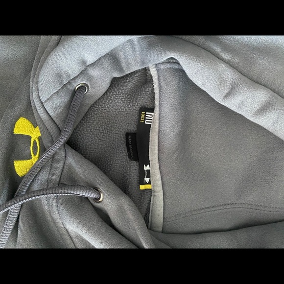 UA hoodie - Picture 2 of 2